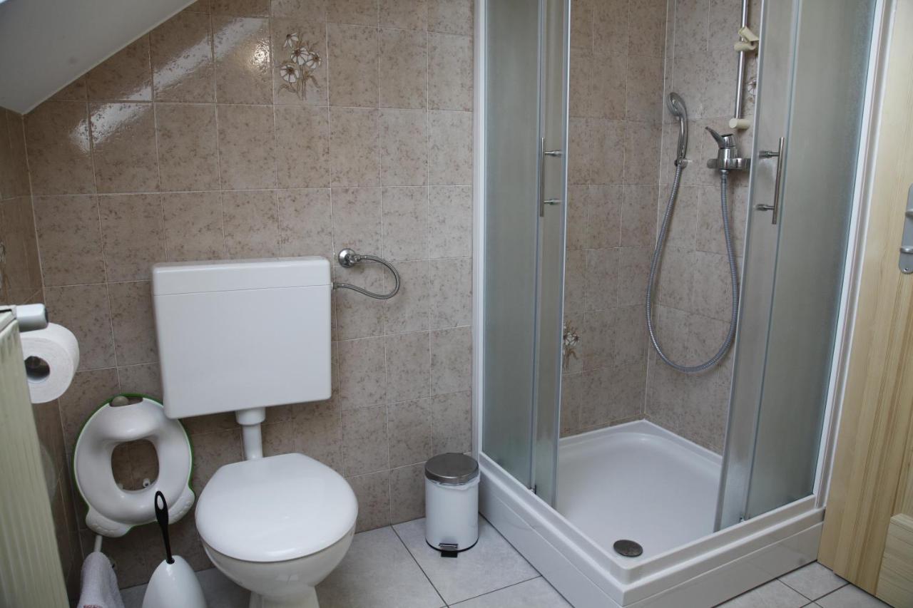 Family Apartment On Repecnik Farm In Gorje, Bled Zgornje Gorje 外观 照片